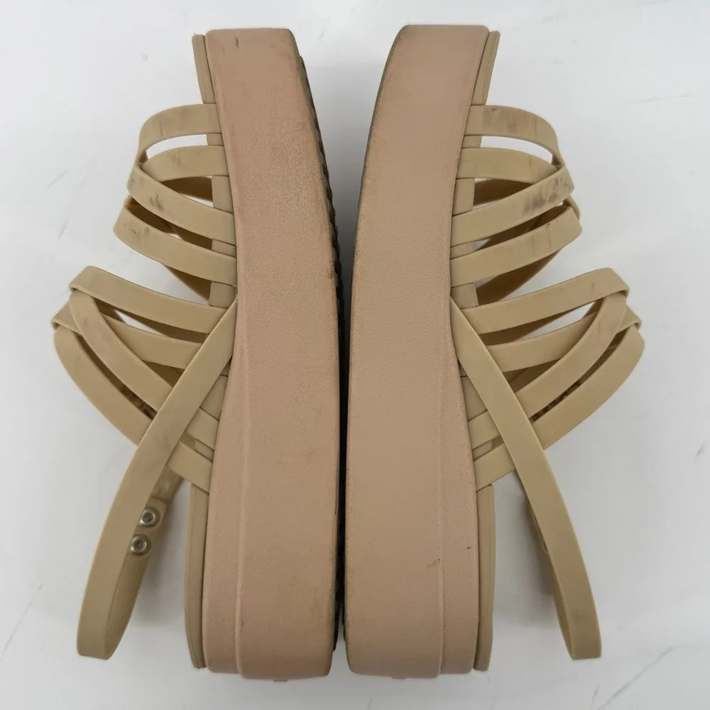 Crocs Brooklyn Strappy Low Wedge Sandal Chai Cream Women 6 Comfort LiteRide Y2K